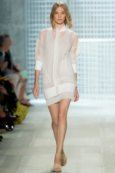 Look 45